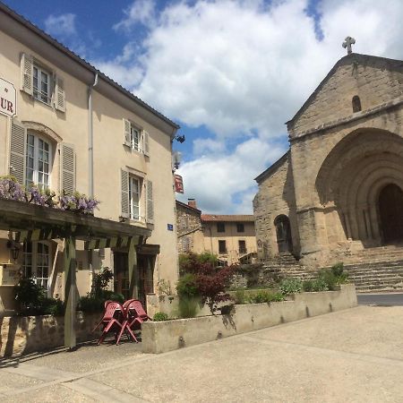 Auberge Du Ripailleur Dore-l'Eglise Exterior photo